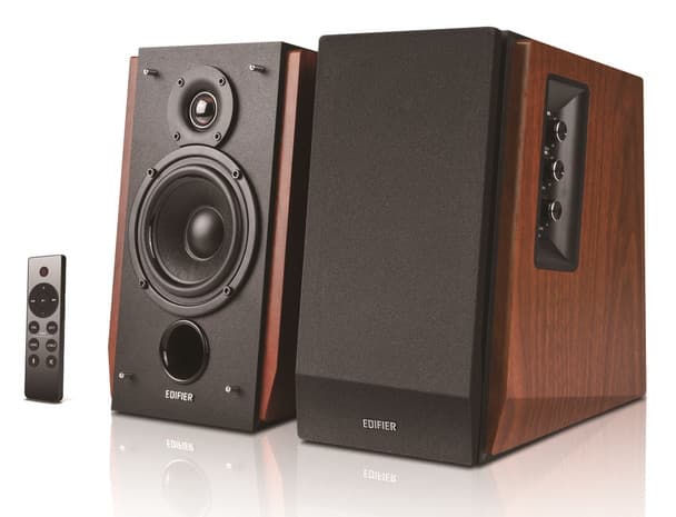 Edifier R1700BTs